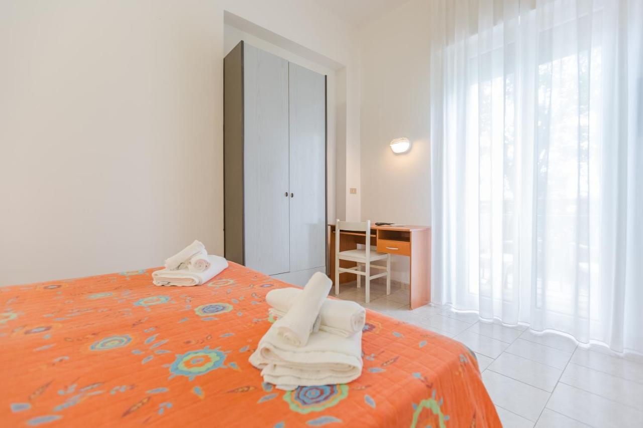 Hotel Marylise Rimini Esterno foto