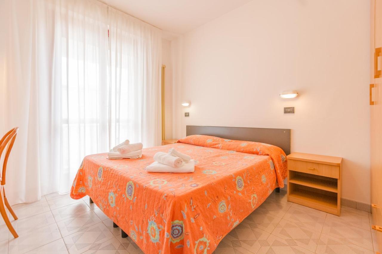 Hotel Marylise Rimini Esterno foto