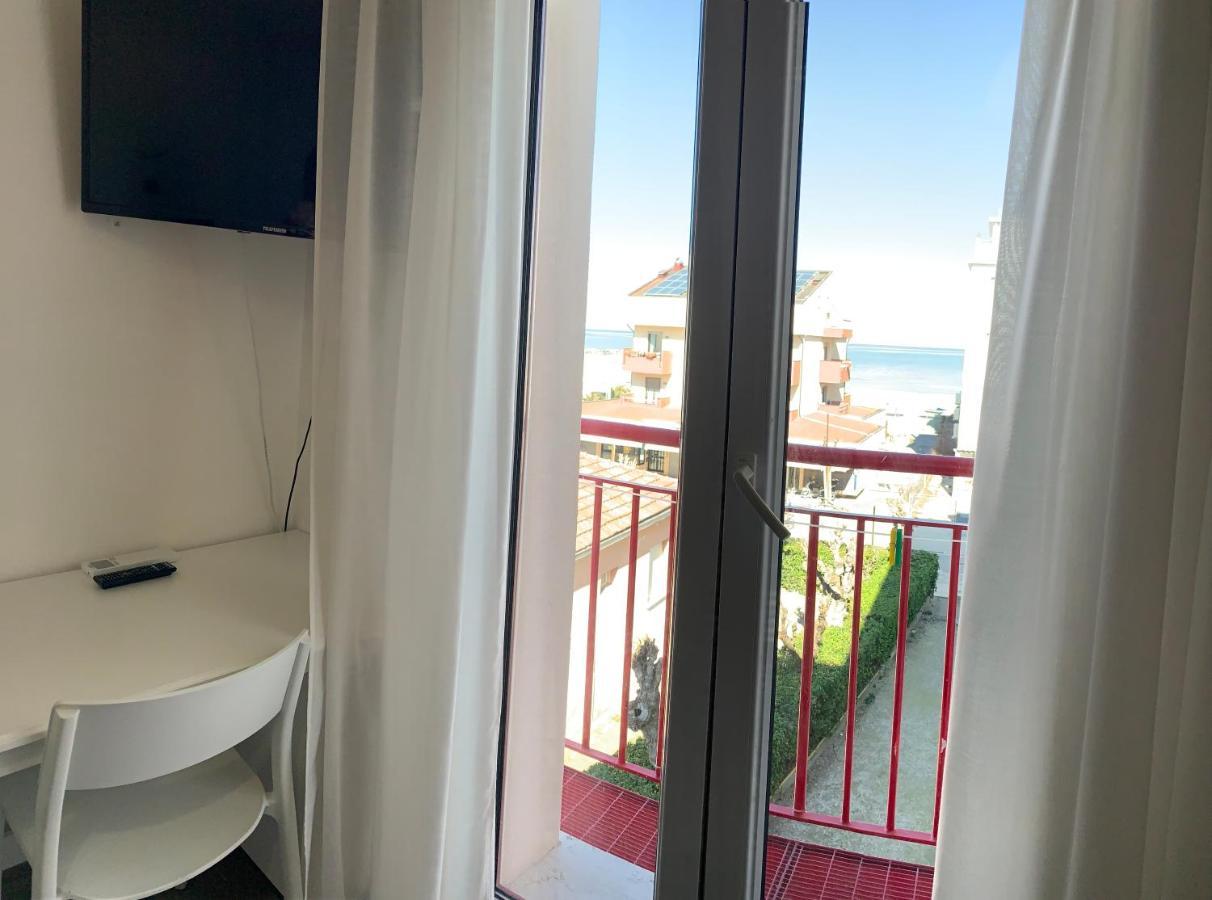 Hotel Marylise Rimini Esterno foto